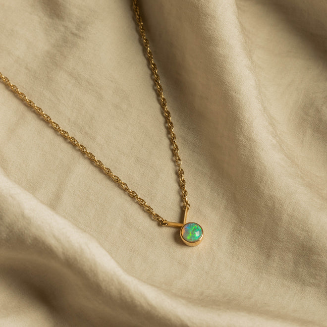 14K Yellow Gold 0.85 Carat Natural Opal Bezel Pendant Necklace - Queen May