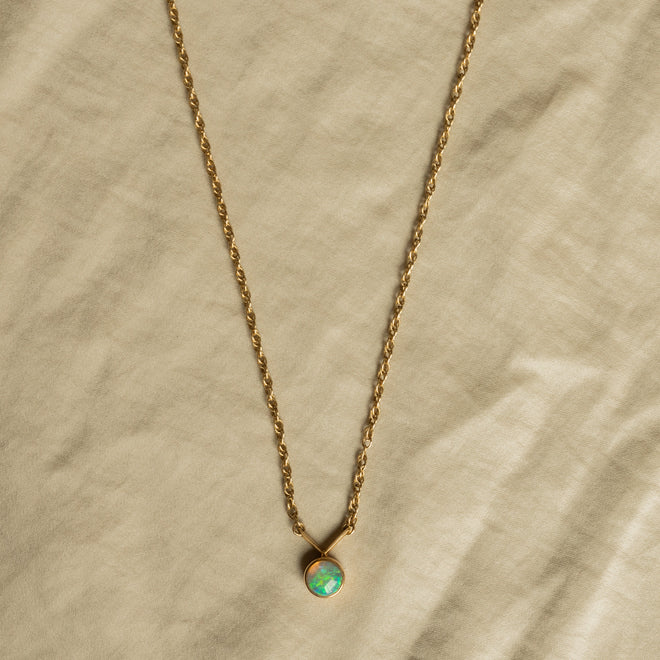 14K Yellow Gold 0.85 Carat Natural Opal Bezel Pendant Necklace - Queen May