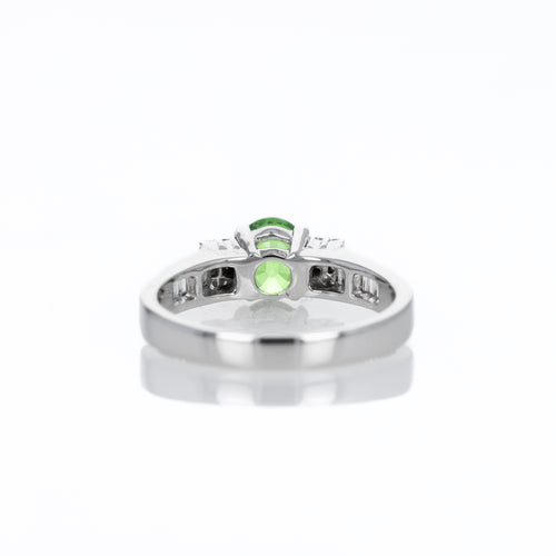 18K White Gold 1.32 Carat Oval Tsavorite Garnet Diamond Ring - Queen May