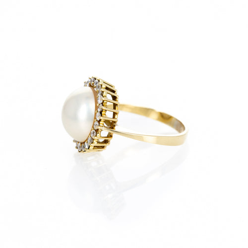 18K Yellow Gold 12mm Mabe Pearl Diamond Halo Ring - Queen May