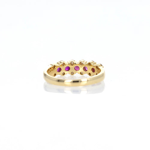 18K Yellow Gold Ruby Diamond Scallop Band - Queen May