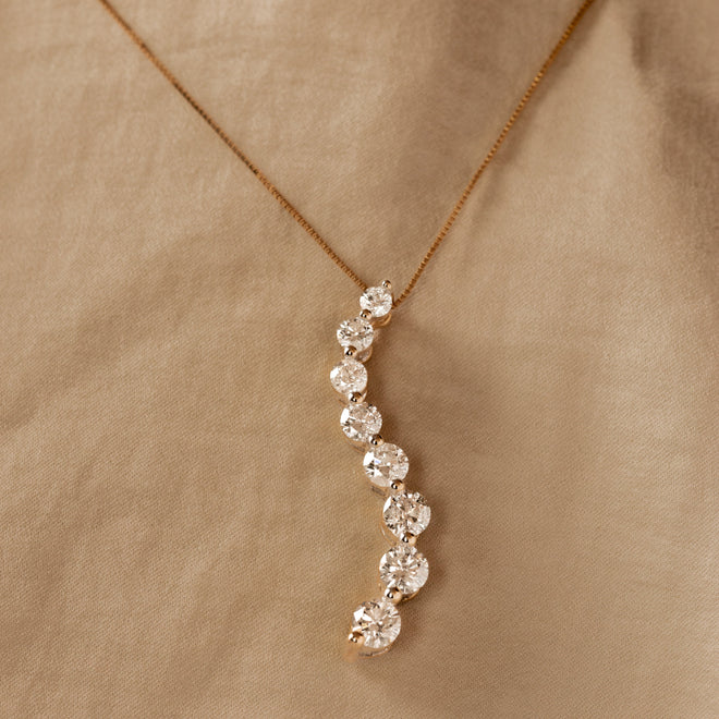 14K Gold Round Diamond Journey Graduated Necklace - Queen May