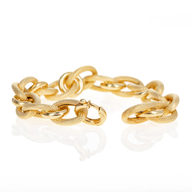 18K Yellow Gold Textured Link Bracelet - Queen May