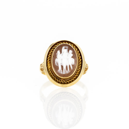 Vintage 18K Yellow Gold ''Three Graces'' Cameo Ring - Queen May