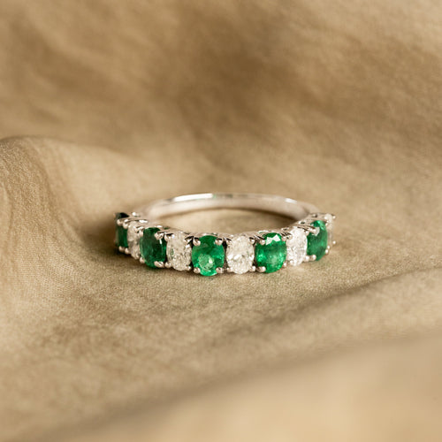 14K White Gold Oval Natural Emerald Oval Diamond Band - Queen May