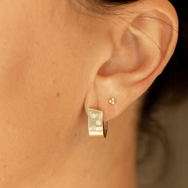 14K Gold 0.20 Carat Diamond Hoop Earrings - Queen May