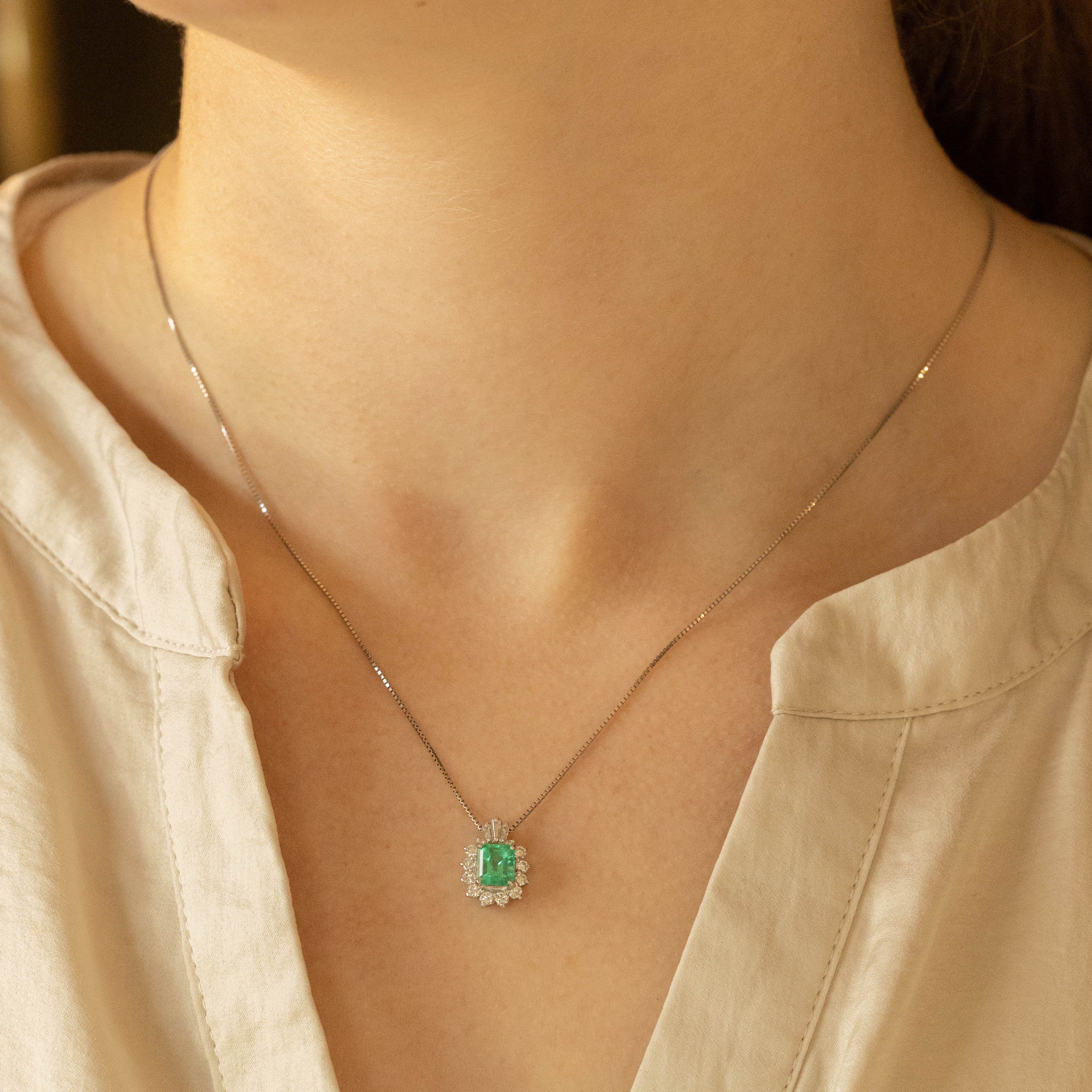 Natural Emerald Necklace, May Birthstone Necklace, Raw Emerald Necklace,  Dainty Gold Necklace, Gift for Mom, Minimalist - Etsy | Emerald green  necklace, Gold necklace simple, Emerald necklace