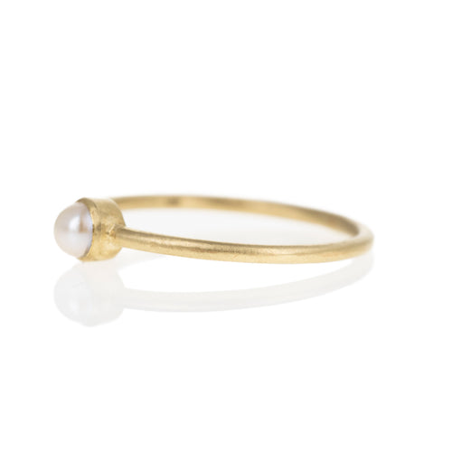 14K Yellow Gold Pearl Bezel Brushed Ring - Queen May