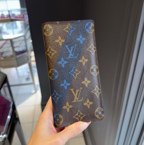 Louis Vuitton Brazza Wallet Limited Edition - Queen May