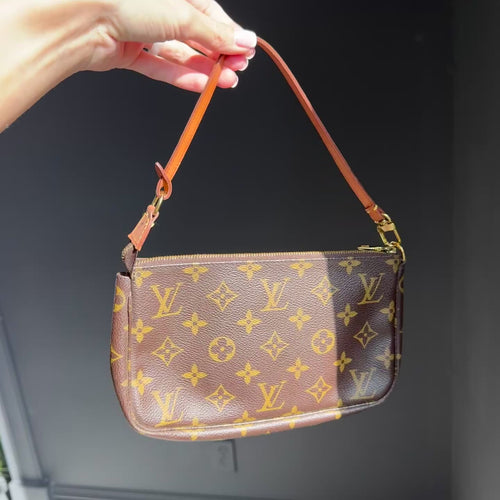 Louis Vuitton Pochette Monogram