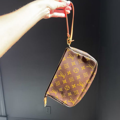 Louis Vuitton Monogram Pochette