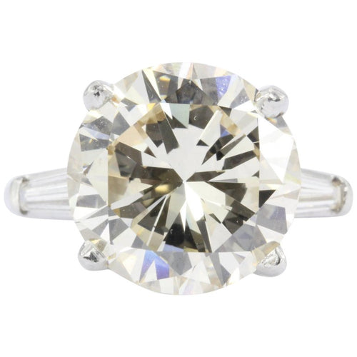 Platinum 7.08 Carat Round Brilliant Diamond Diamond with Tapered Baguettes Ring - Queen May