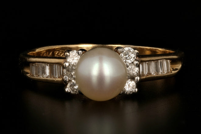 Modern 14K Yellow Gold 6.15mm Pearl And Diamond Ring - Queen May