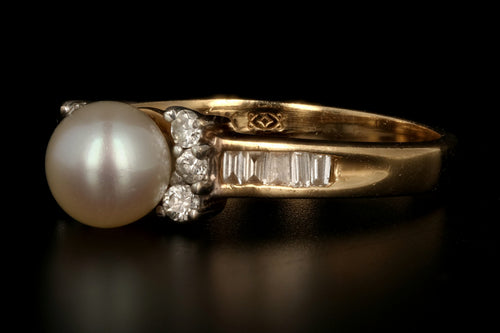 Modern 14K Yellow Gold 6.15mm Pearl And Diamond Ring - Queen May