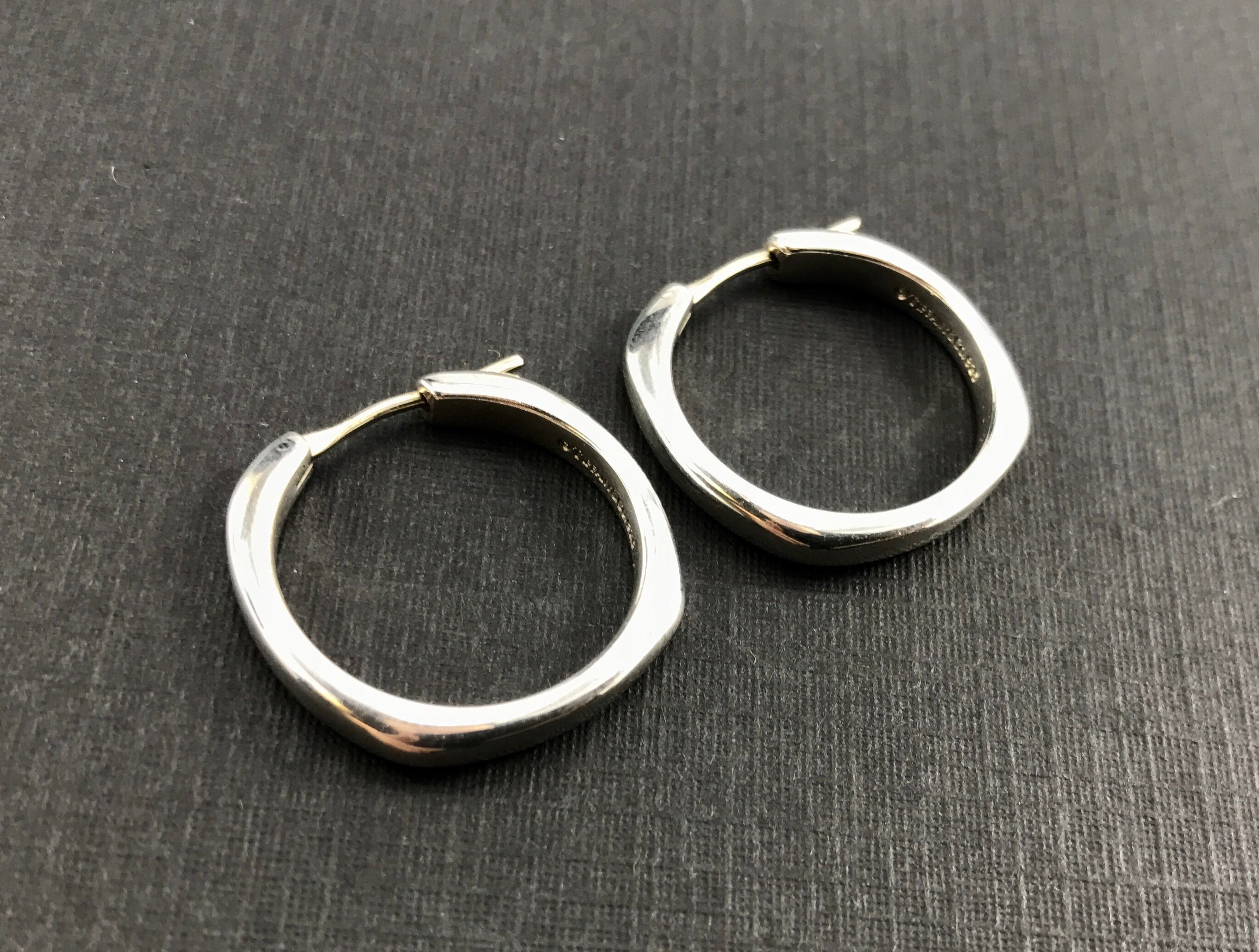 Vintage Tiffany & Co. 1970s Platinum and 18K Gold Diamond Hoop Earring –  Tenenbaum Jewelers