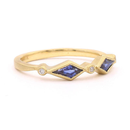 18K Yellow Gold Blockette Kite Blue Sapphire Diamond Ring Size 7 - Queen May