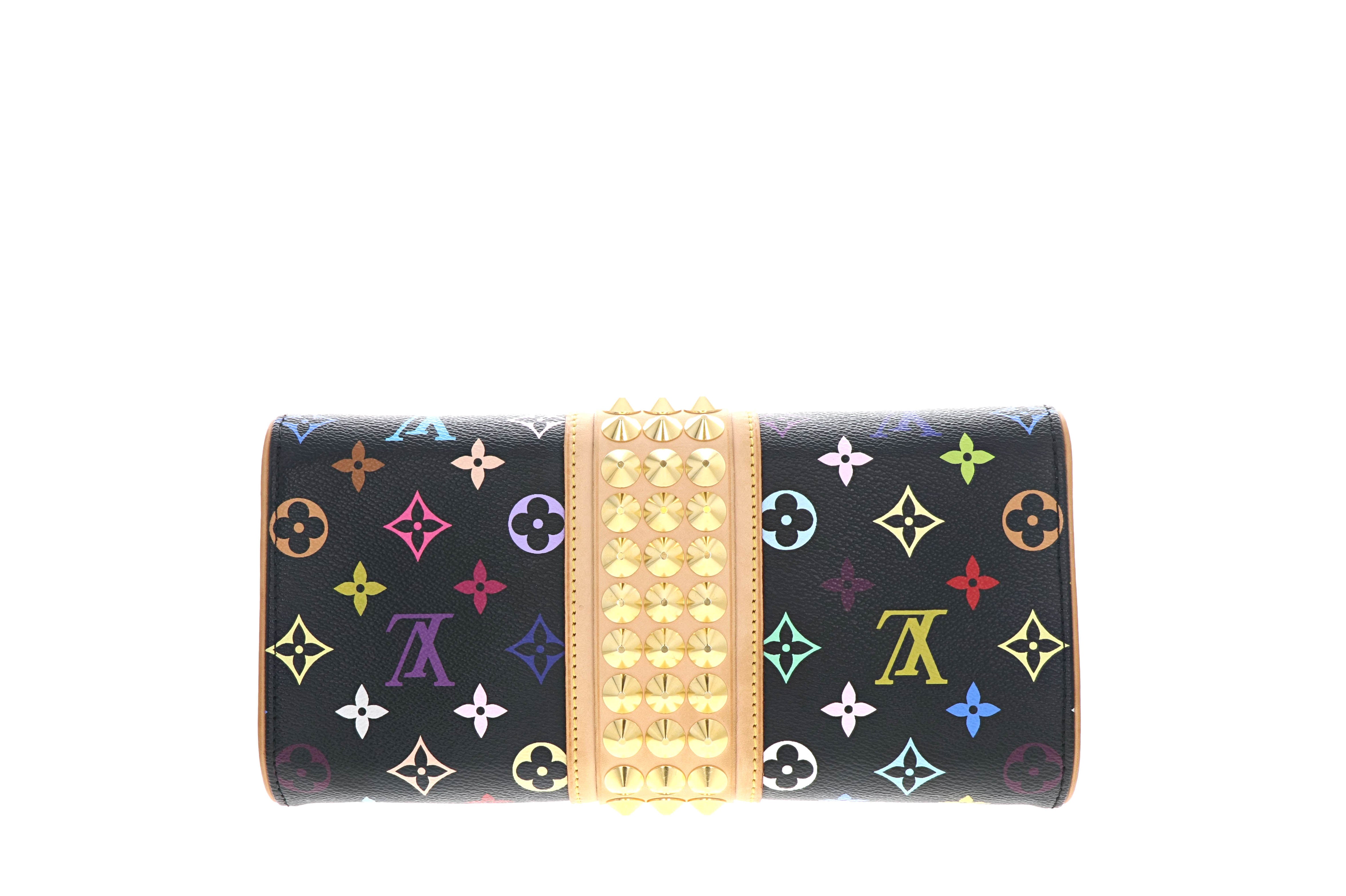 💯% Authentic LOUIS VUITTON®Vintage LV Monogram Pochette Sport Wristlet Clutch  Purse Bag - Made in 🇫🇷 FRANCE, Women's Fashion, Bags & Wallets, Clutches  on Carousell