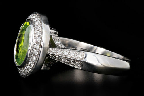 Modern 14K White Gold 3CT Peridot, Amethyst, and Diamond Ring - Queen May