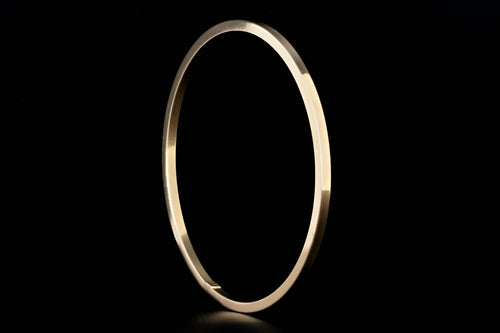 Modern 18K Yellow Gold Bangle - Queen May