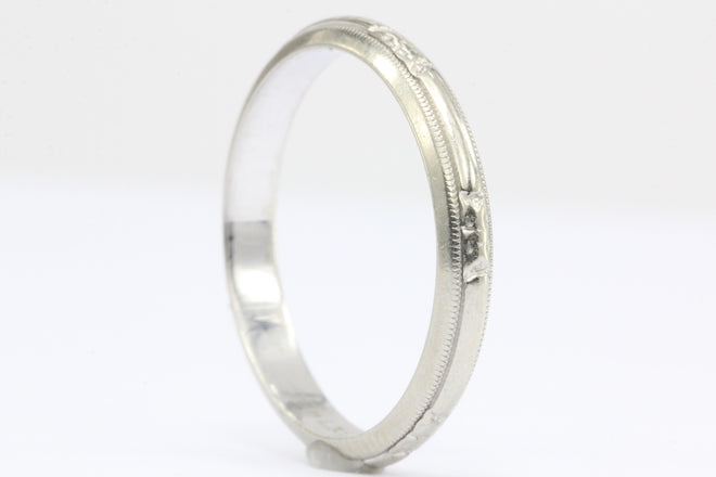 14K White Gold Art Deco Etched Wedding Band - Queen May