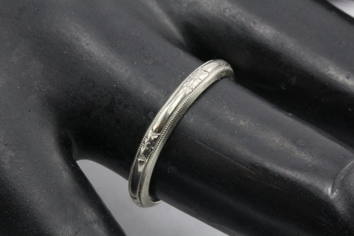 14K White Gold Art Deco Etched Wedding Band - Queen May