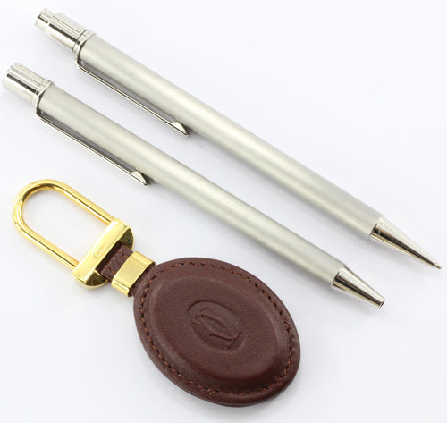 Cartier Must De II Pen & Mechanical Pencil Key Chain Tag 3 Piece Set in Case - Queen May