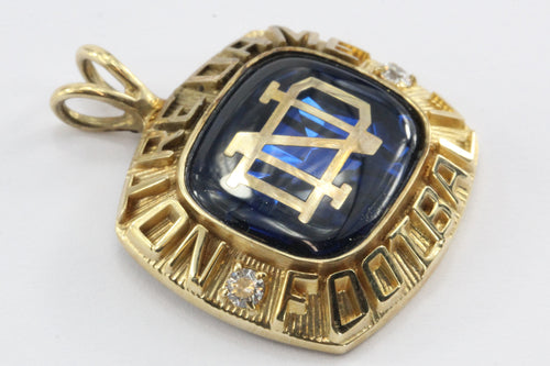 Vintage 10K Gold Notre Dame Football Championship Balfour Blue Enamel Ring Top Pendant - Queen May