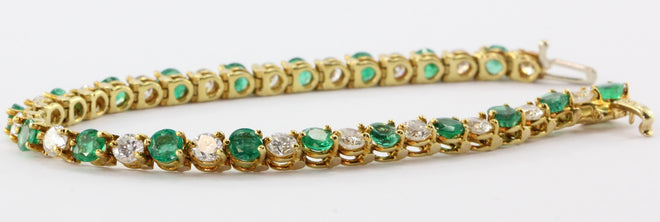 18K Gold Emerald Diamond Tennis Bracelet 7.25 Carats Total - Queen May