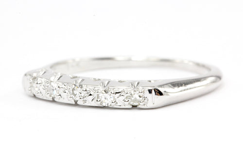 14K White Gold .1 CTW Diamond Band - Queen May