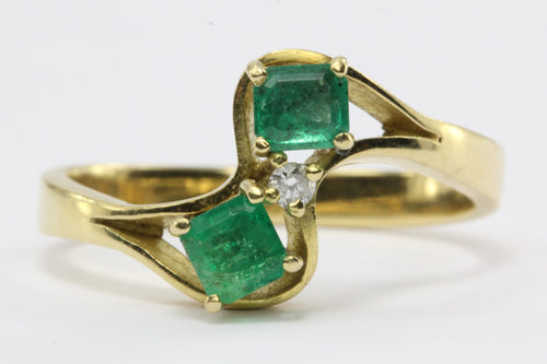 Vintage 18K Gold 1/2 Emerald & Diamond Ring - Queen May