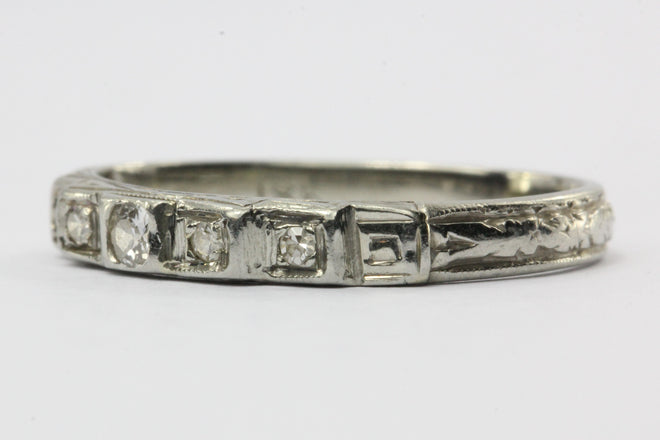 Antique 18K White Gold & Diamond Art Deco Wedding Band Ring - Queen May