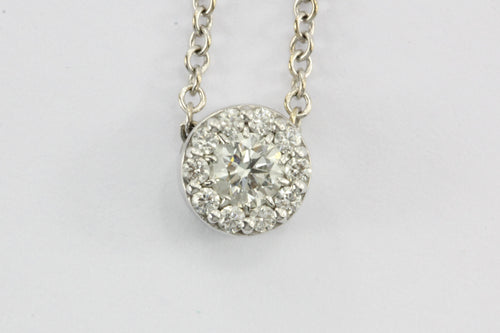 Hearts on Fire .25 CTW Diamond Pendant Necklace - Queen May