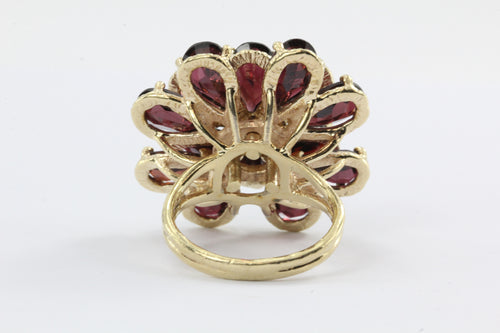 Vintage Retro Chunky 14K Gold Floral Flower Garnet & Diamond Ring - Queen May