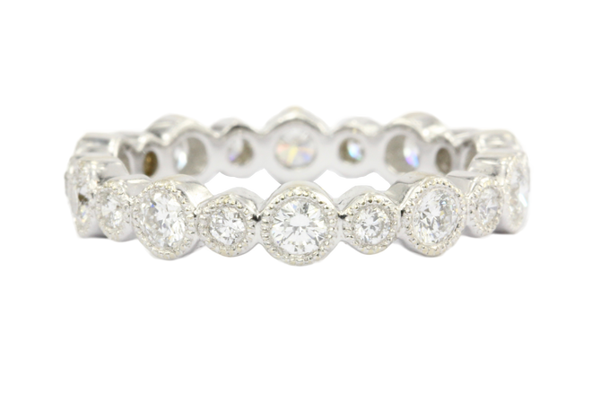 18K White Gold 1 CTW Diamond Eternity Band Ring Size 4.25 - Queen May