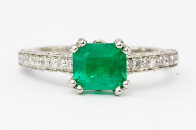 18K White Gold Emerald & Diamond Engagement Ring - Queen May