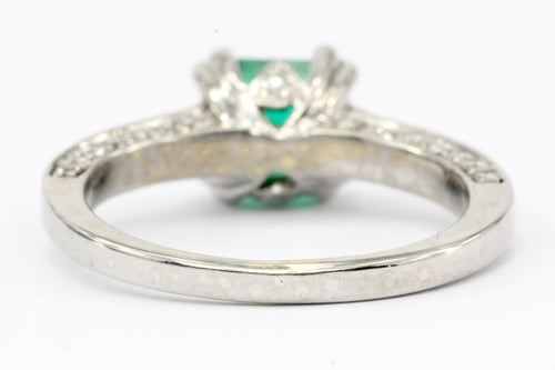 18K White Gold Emerald & Diamond Engagement Ring - Queen May