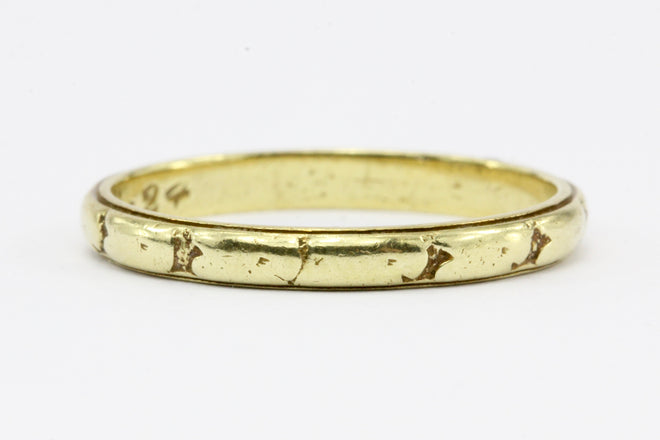 18K Yellow Gold Wedding Band C.1924 - Queen May