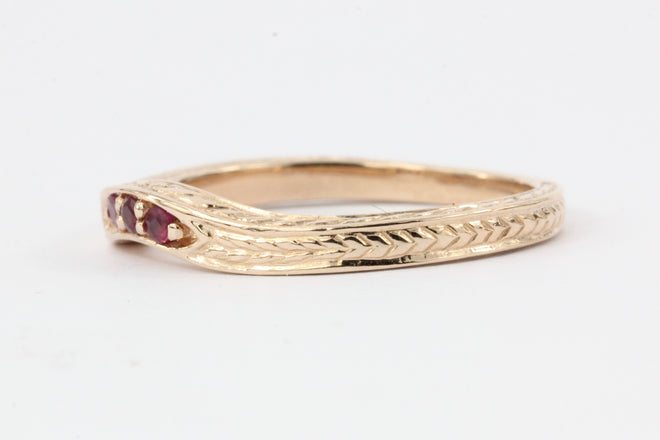 14K ROSE GOLD RUBY CURVED BAND RING - Queen May