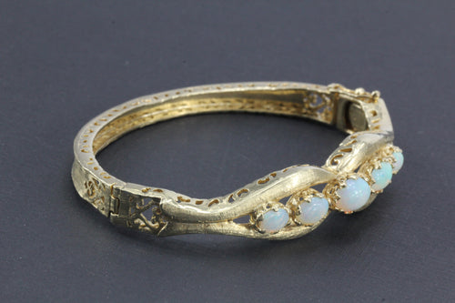 Retro 14k Gold Opal Bangle Bracelet c.1960 - Queen May