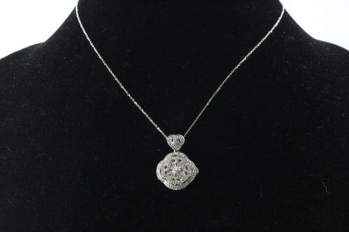 14K White Gold 1/4 CTW Diamond Pierced Locket Pendant Necklace - Queen May