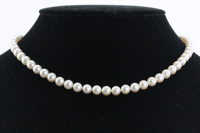 Mikimoto 18K Gold 7.5mm Pearl necklace 19" long in Original Case & Box Grade A - Queen May