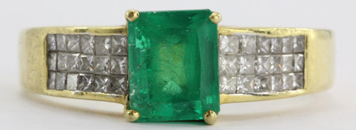 18k Gold 1.5 Carat Emerald & Pave Set Diamond Ring - Queen May