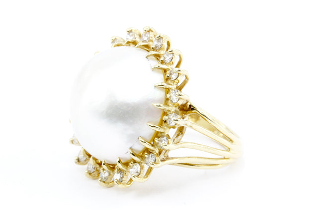 14k Gold Mabe Pearl & Diamond Halo Ring - Queen May