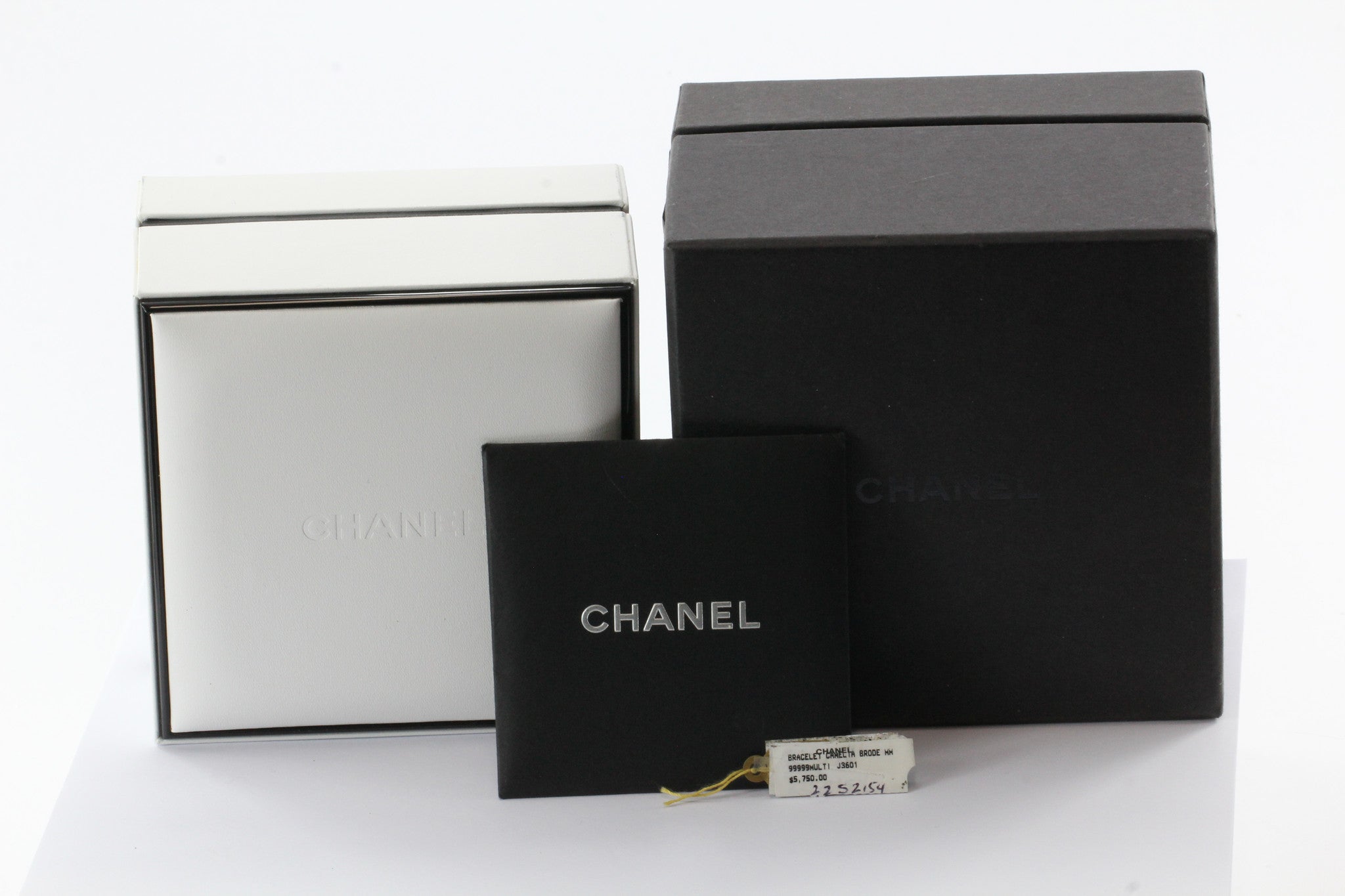New CHANEL Camelia Brode 18K White Gold & Diamond Bracelet in Box ...
