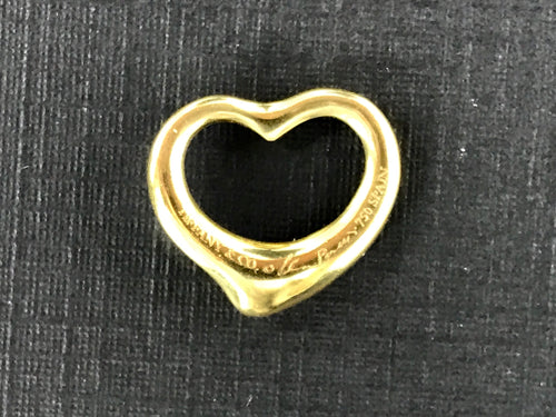 Elsa Peretti® Open Heart Pendant in Yellow Gold, 7 mm