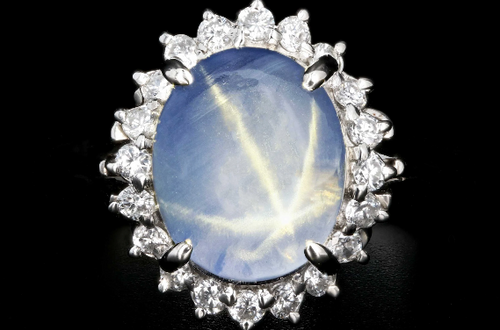 Retro Platinum 4.84 Carat Star Sapphire and Diamond Ring - Queen May