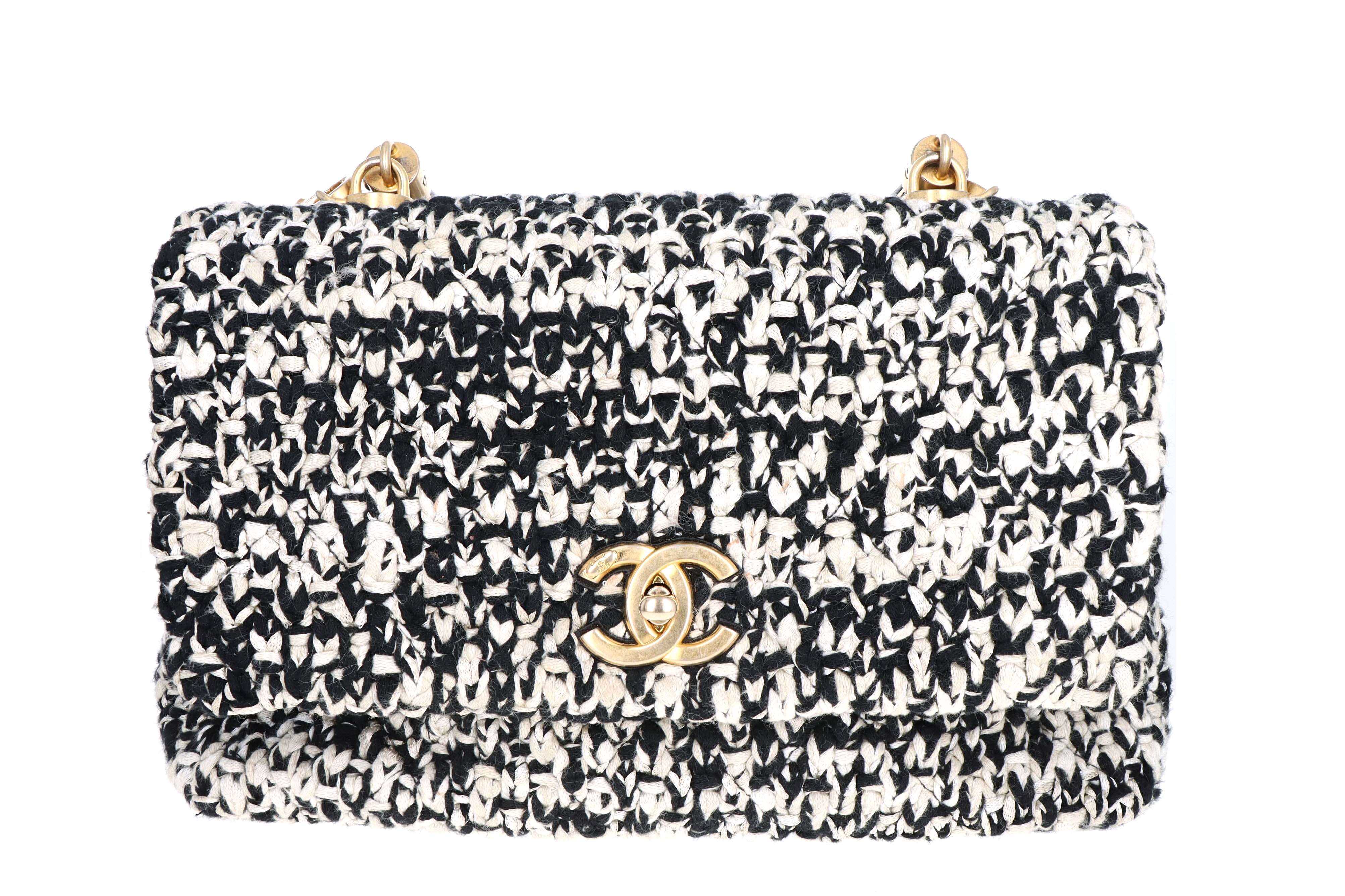 Chanel 2018 Cruise Collection Coco Tweed Flap Bag with Top Handle – QUEEN  MAY