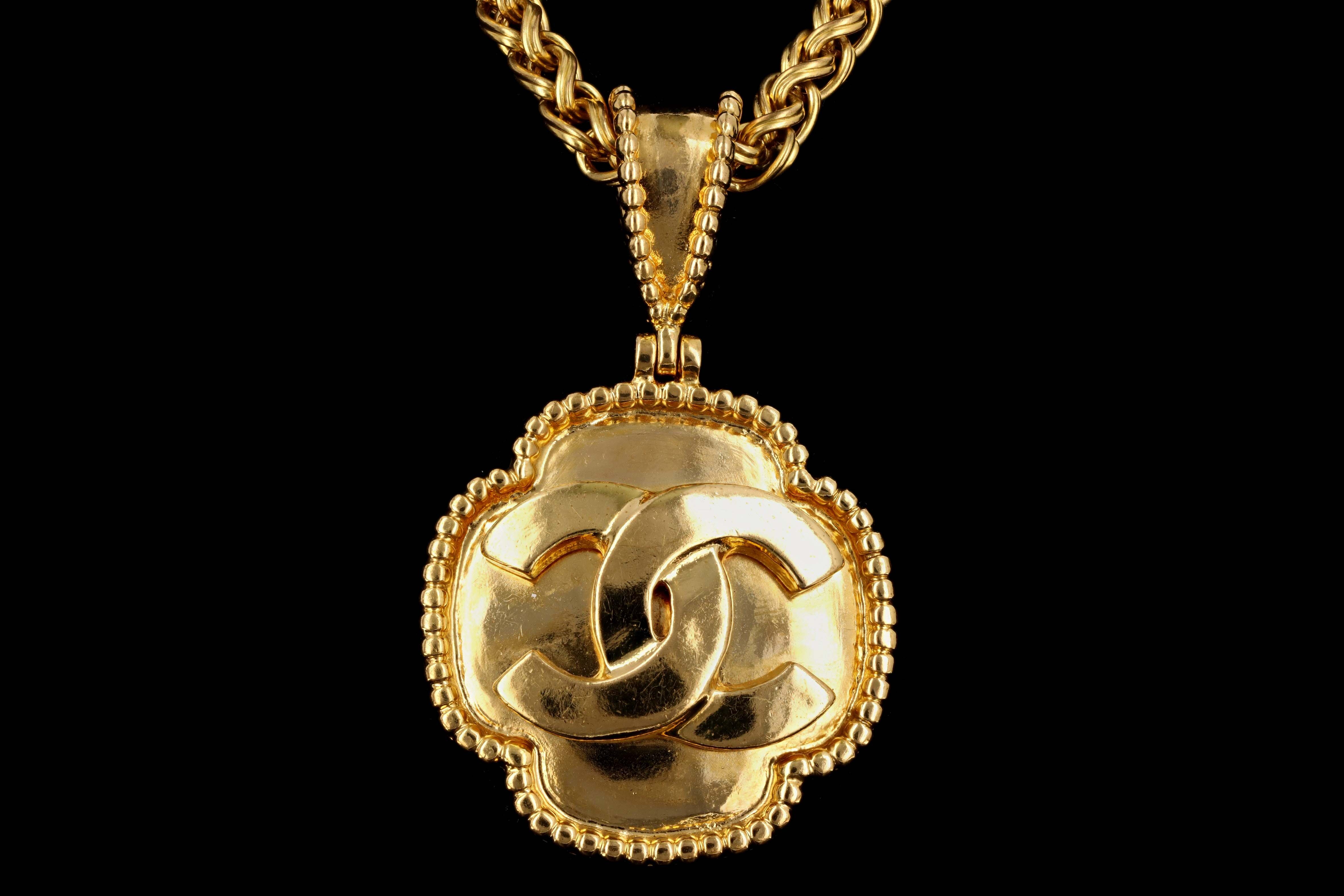 Chanel Vintage 1996 Medallion Necklace – QUEEN MAY