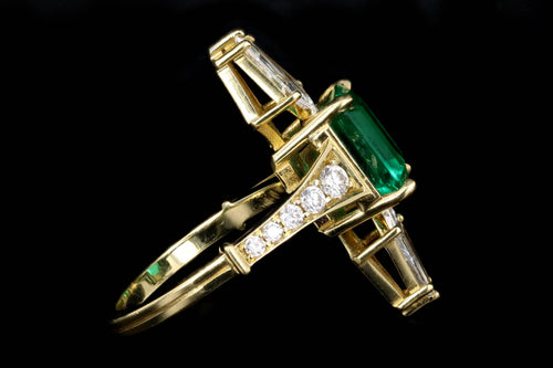 18K Yellow Gold 3.47 Carat Natural Colombian Emerald & Kite Diamond Ring AGL/GIA Certified - Queen May