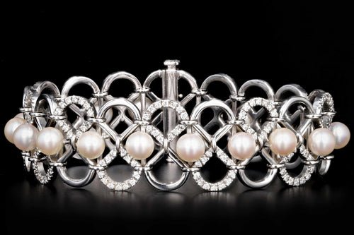 Modern 18K White Gold 6MM Pearl and Diamond Bracelet - Queen May